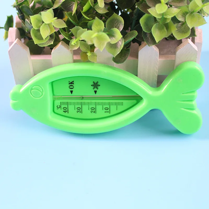 1Pc Water Thermometer Baby Bath Fish Shape Infants Toddler Shower Cartoon Floating Lovely Temperature Toy for Baby Care - Цвет: Green