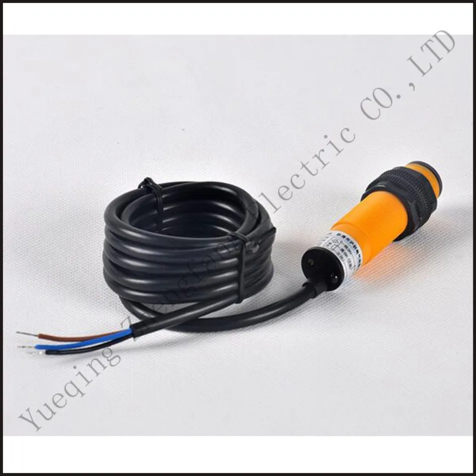 

Infrared diffuse reflection photoelectric switch E3F-DS30C4 three-line NPN often open The adjustable