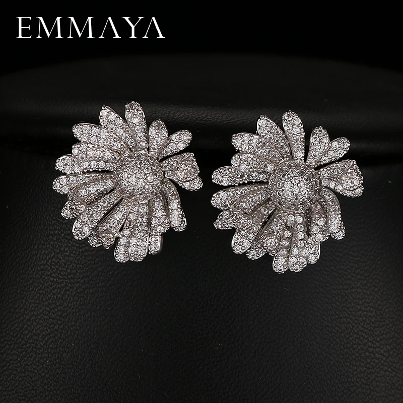 Emmaya AAA Austrian Crystal Paved Cute Geometric Zircon Earrings Brand New Design Fashion Jewelry for Lady Emmaya AAA Austrian Crystal Paved Cute Geometric Zircon Earrings Brand New Design Fashion Jewelry for Lady