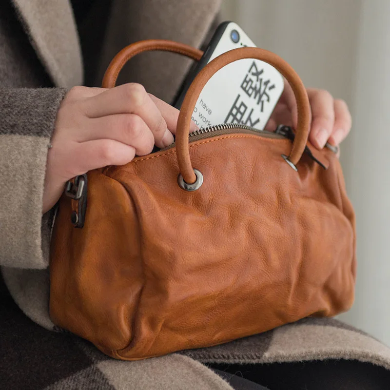 AETOO Simple retro Messenger bag literary handmade head cowhide pillow-shaped shoulder woman bag