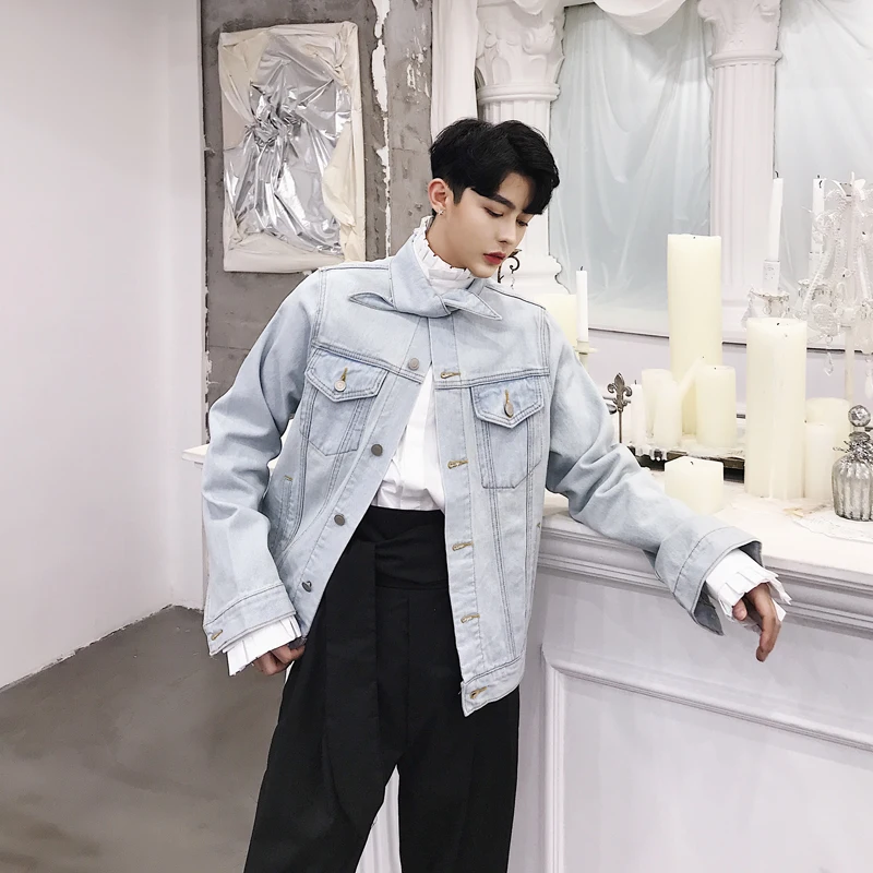 

MIXCUBIC 2018 Autumn England style retro Unique Neckline tie denim jackets men casual washing denim jacket for men M-2XL