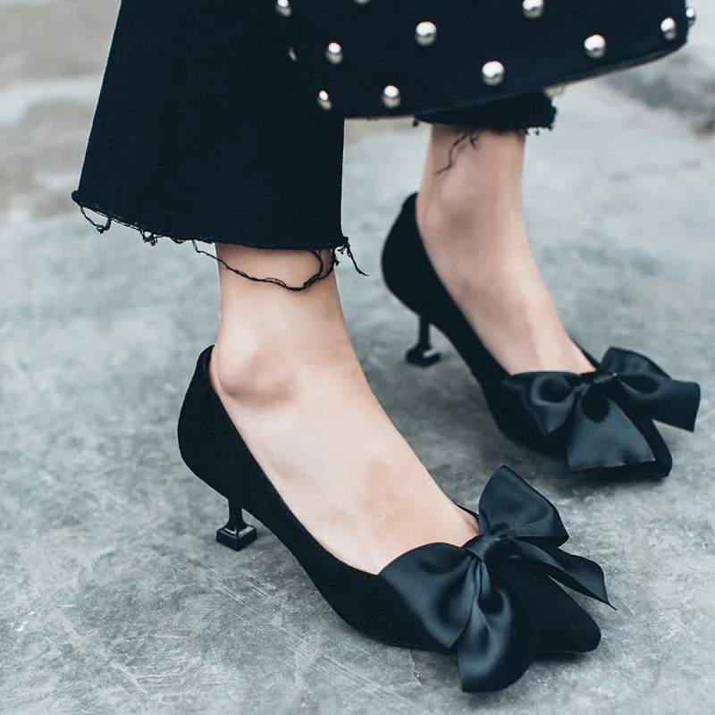 

Hot Sale Sweet Pointed Toe Pumps Bowtie Embellished High Heels 2017 Spring Autumn Wedding Party Dress Shoes Women