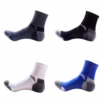 

2018 Men Outdoor Quick Drying Sports SocksHiking Camping Cycling Socks Half Thick Sport Running Socks
