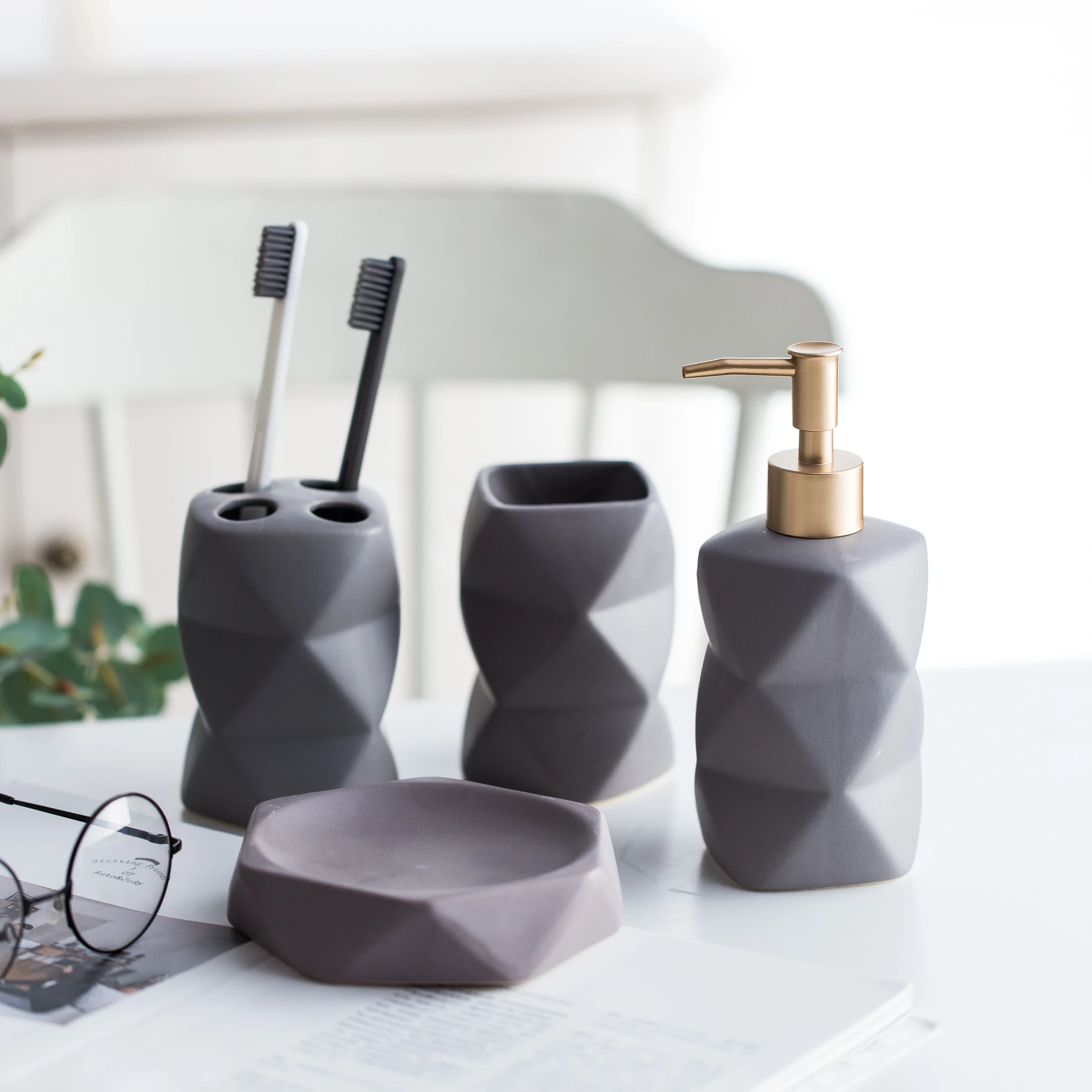 

Gray Ceramic Bathroom Accessory Set Washing Tools Bottle Mouthwash Cup Soap Toothbrush Holder Kitchen Dishwashing Soap Dispenser
