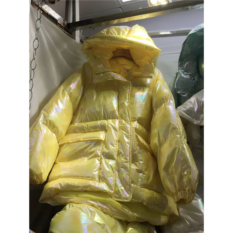 yellow Новинка, высокое качество, зимняя куртка для женщин, пуховое хлопковое пальто с капюшоном, однотонная Глянцевая пуховая парка, женские теплые стеганые куртки 811 - Цвет: yellow