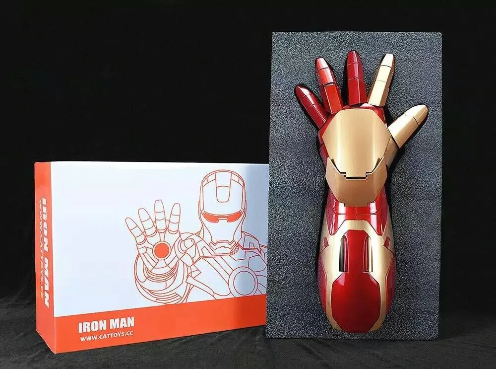 

HKXZM Movie Iron Man MK43 1/1 Cosplay Movable Wearable Arm Glove with Launch Sound Laser Weapon LED ABS Action Figure Toys