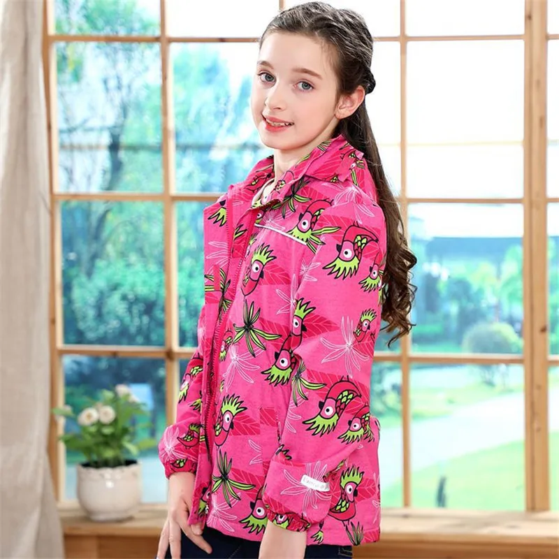

2019 New Spring Autumn Girls Jacket Coat Waterproof Windproof Outwear Girls Jacket Polar Fleece Cartoon Pattern Sports Jacket