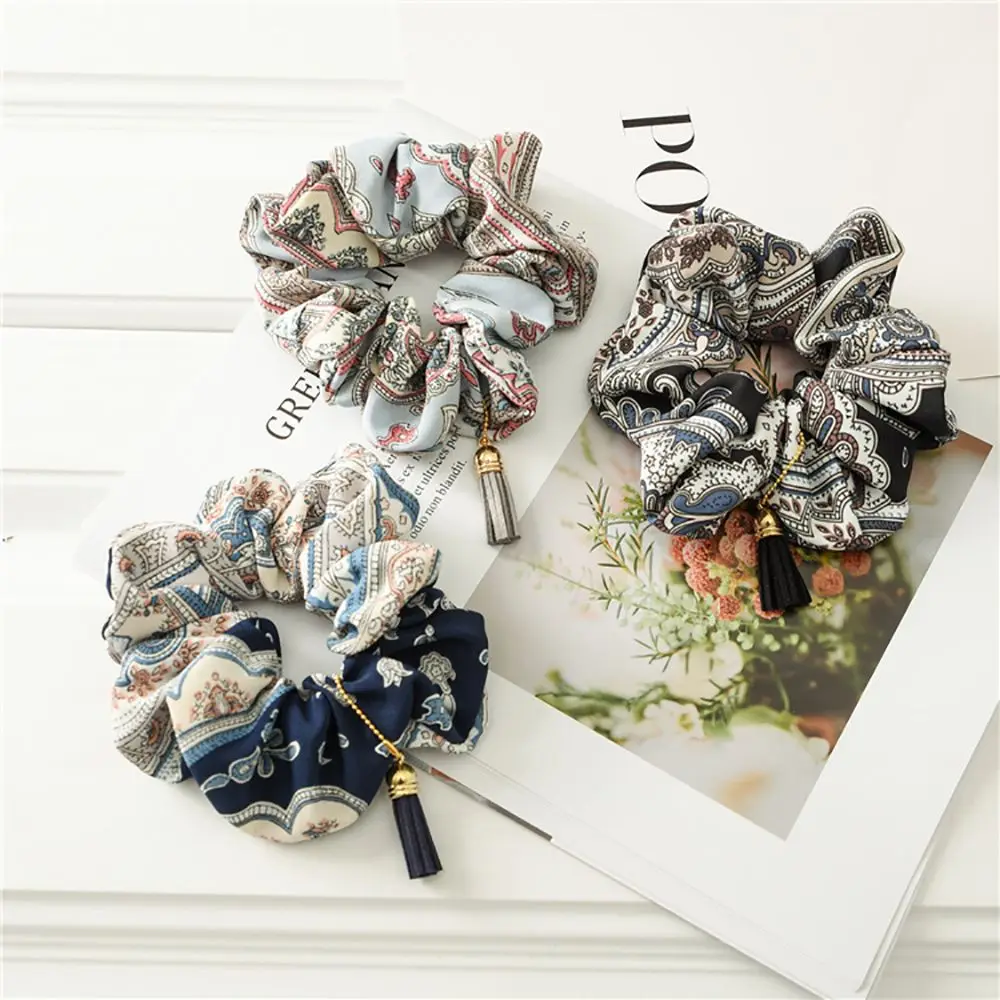 

Vintage Women Tassel Hairband Ponytail Holder Hair Scrunchies Striped Hair Ties for Women Girls Hair Styling Tools