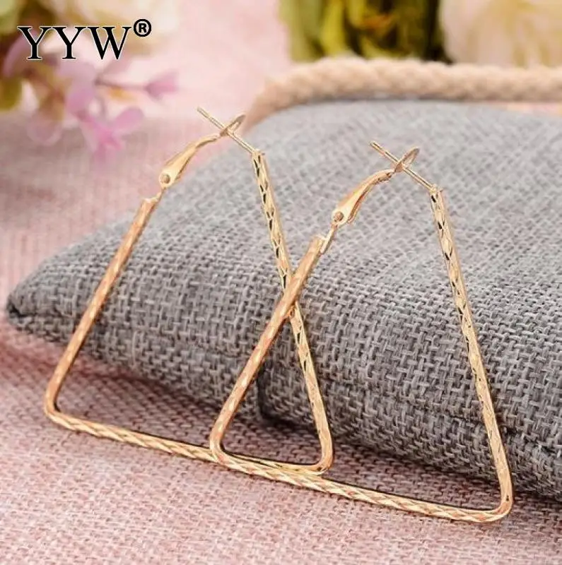 

New Fashion Punk Gold-color Twisted Triangle Geometric Hoop Earrings Women's Jewelry Drop Pendant Design Big Hoop Earring Women