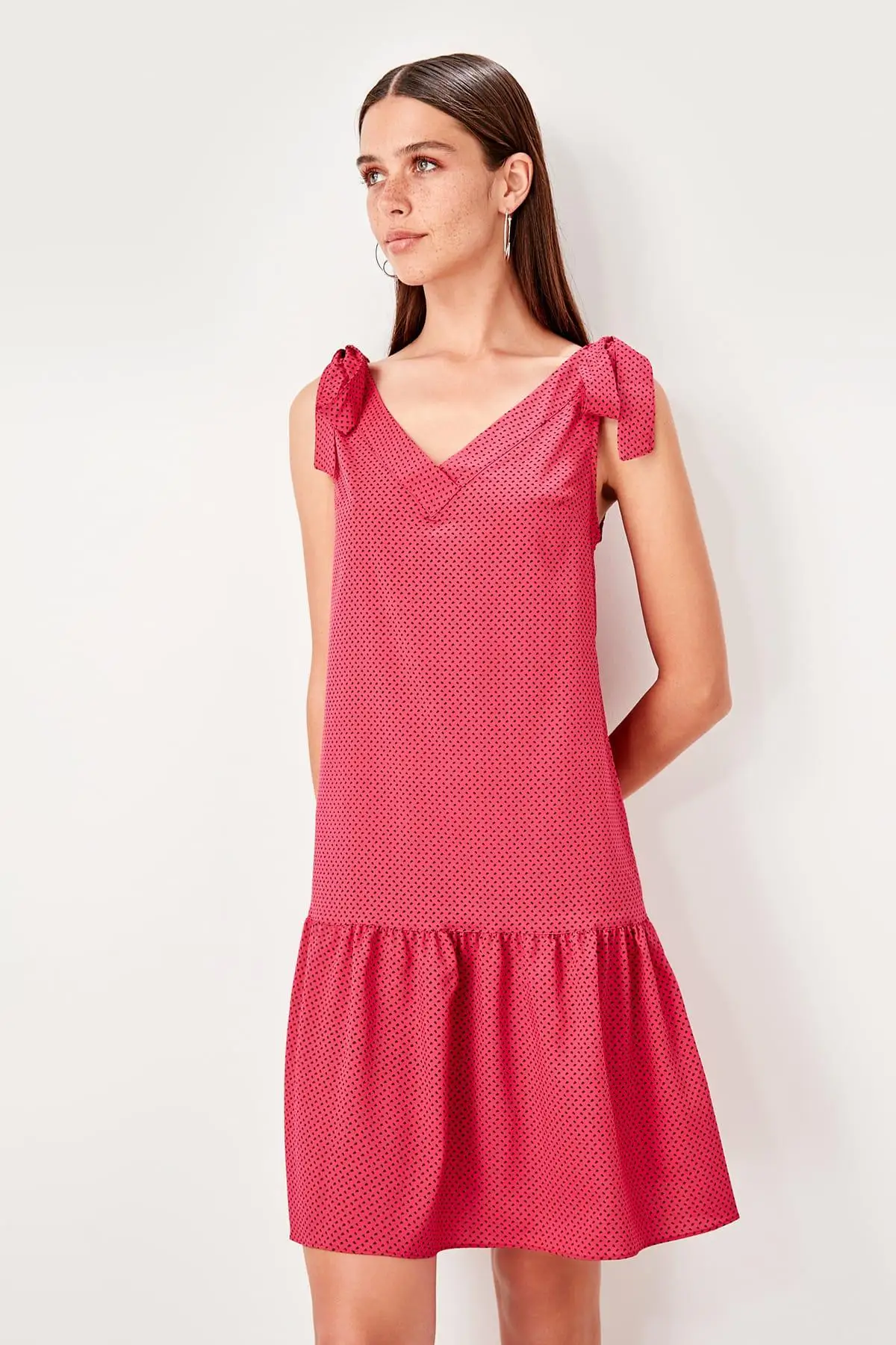 

Trendyol Fuchsia Halter Dress TWOSS19EL0429