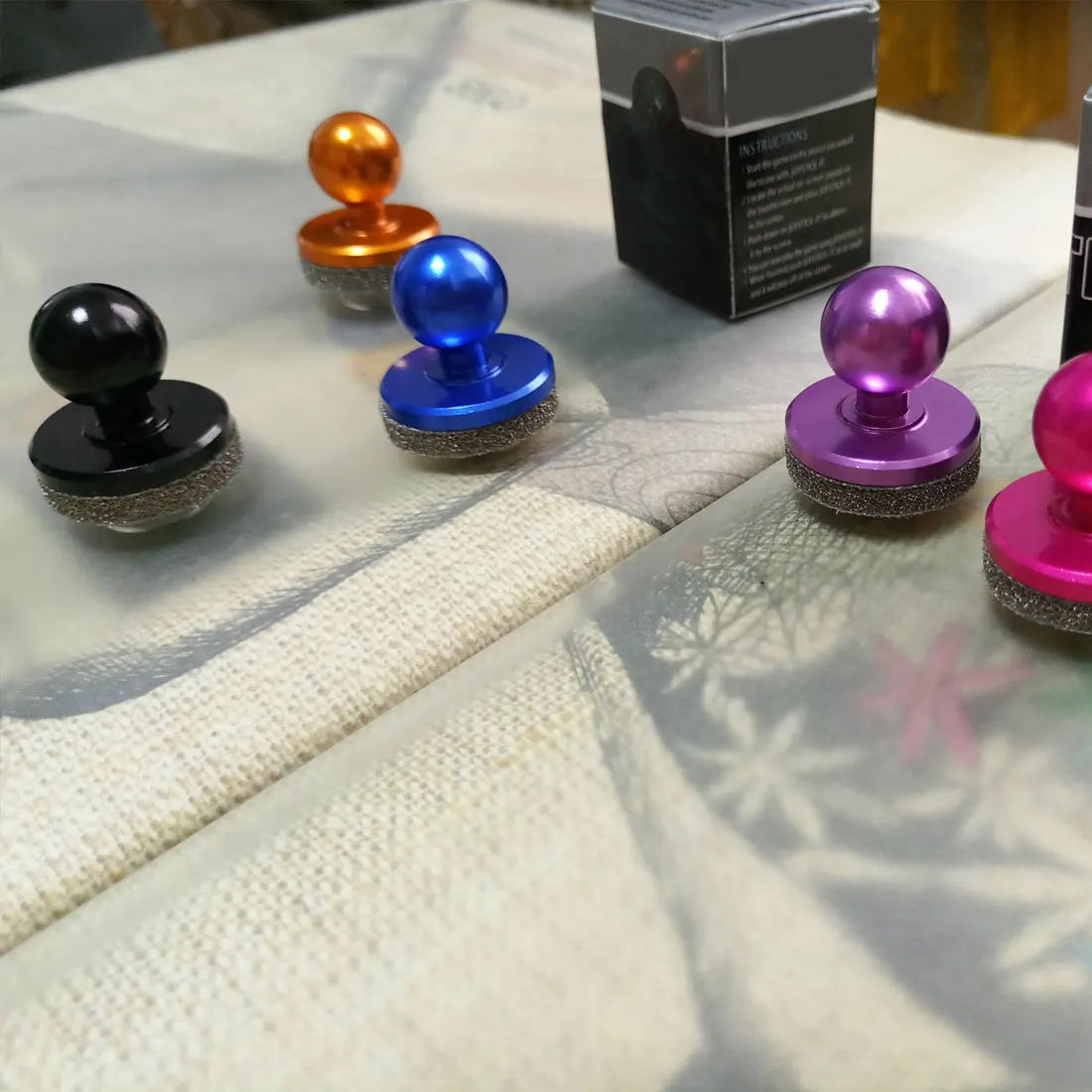 Goede Etmakit Mini Game Mobiele Telefoon Fysieke Game Joystick Fling Touchscreen Rocker Voor iPhone HCT Samsung Smartphone willekeurige Kleur