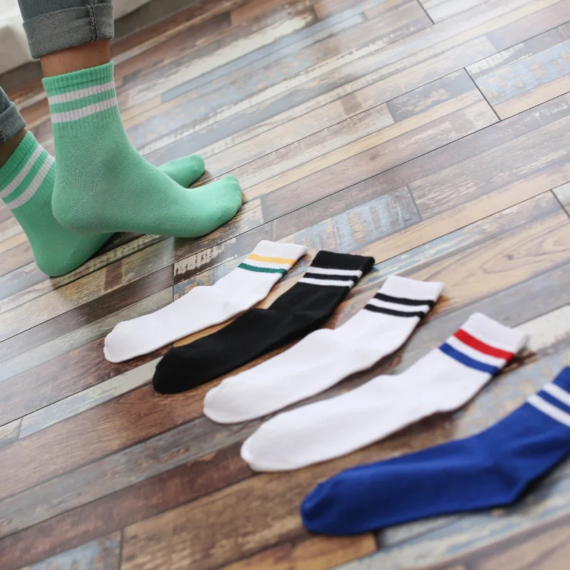 

Two Stripes Fashion Socks Women Girls Cotton Hip Hop Brand Crew Skate Old School Harajuku White Black Designer Meias Cheap Sox