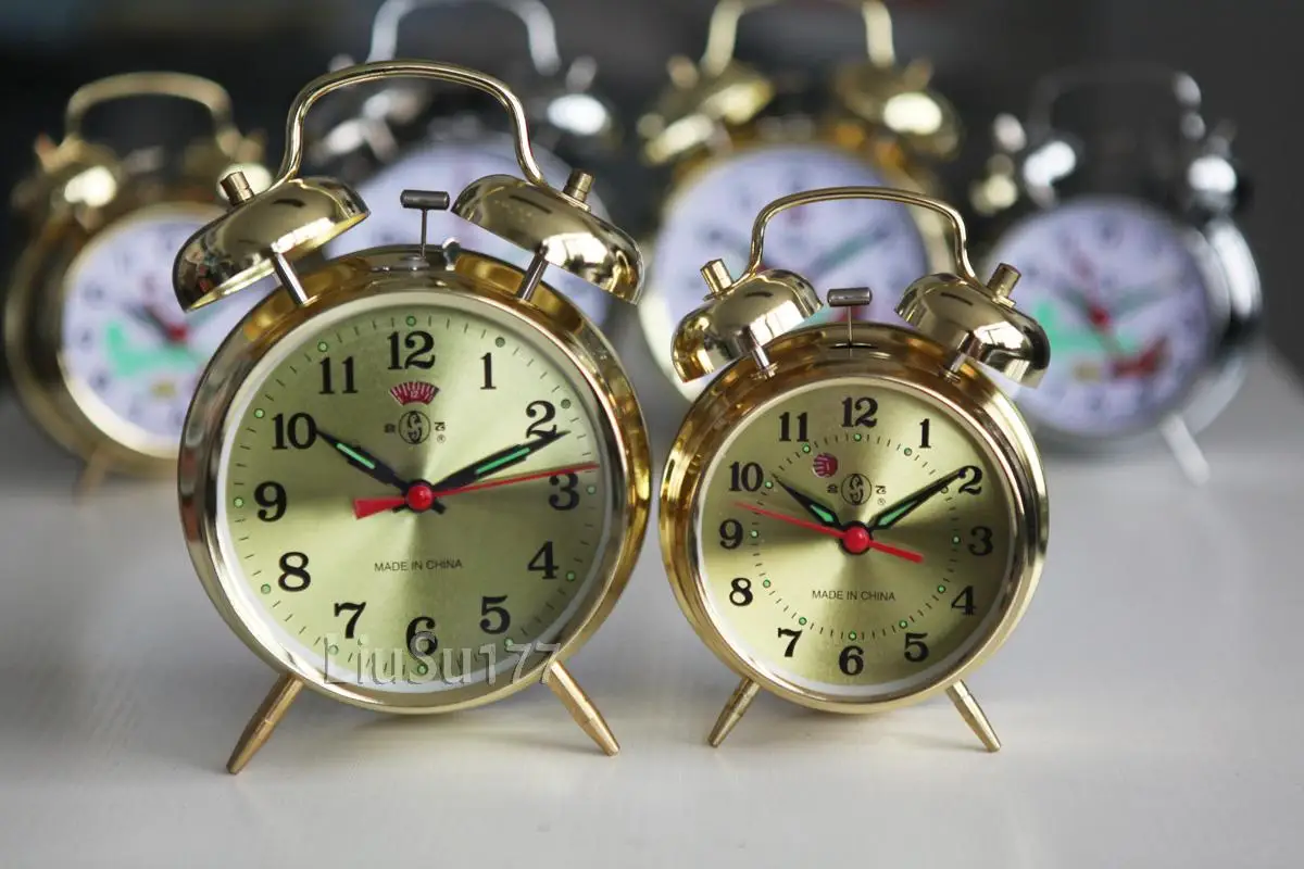 Golden circular dial retro metal clockwork mechanical alarm clock full