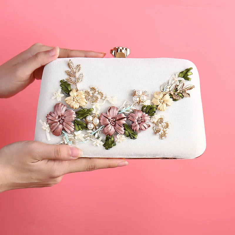 

2018 Pearl Women Evening Bags Clutches Fashion Velour Women Evening Handbag with Chain Flower Ladies Wedding Party Bag Bolsas