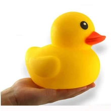 Cute Baby rattle Bath toy Squeeze animal Rubber toy duck BB Bathing water toy Race Squeaky