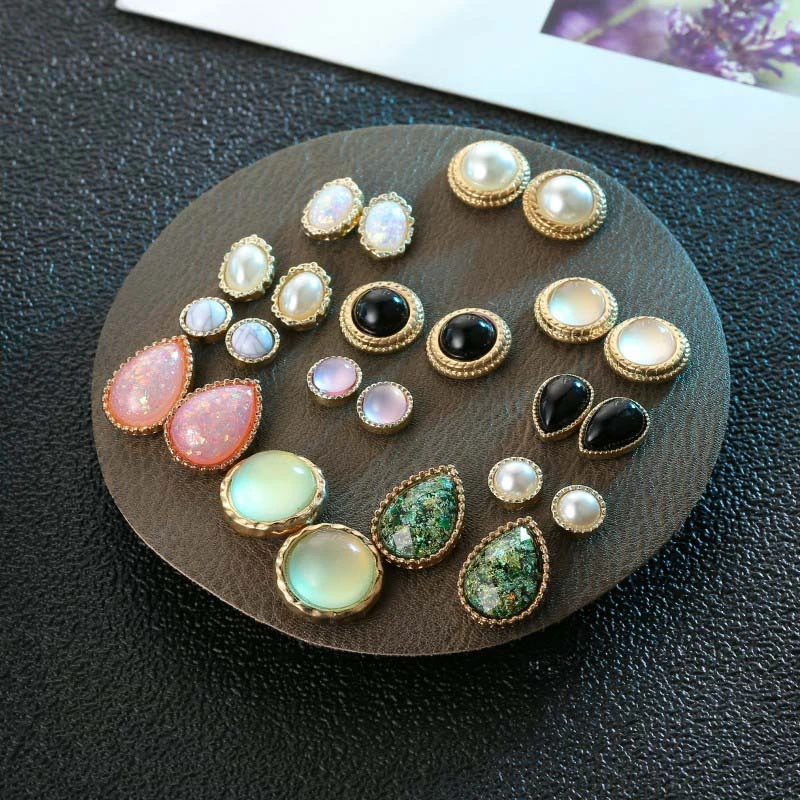 

Geometric Fashion Women Stud Earrings Cat Eye Resin Earrings Set Party Anniversary Gift Girl Simple Fashion Jewelry Wholesale