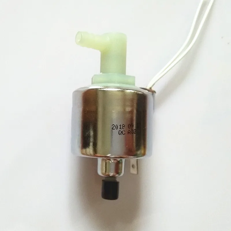 SP12A пароочиститель электромагнитный насос напряжение 120VAC 60Hz мощность 18
