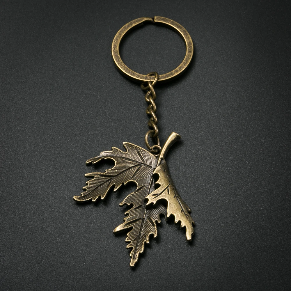 Fashion Creative Maple leaves Keychain Metal Charm key ring For Gift Car Key Chain Jewelry цена Fashion Creative Maple leaves Keychain Metal Charm key ring For Gift Car Key Chain Jewelry цены онлайн