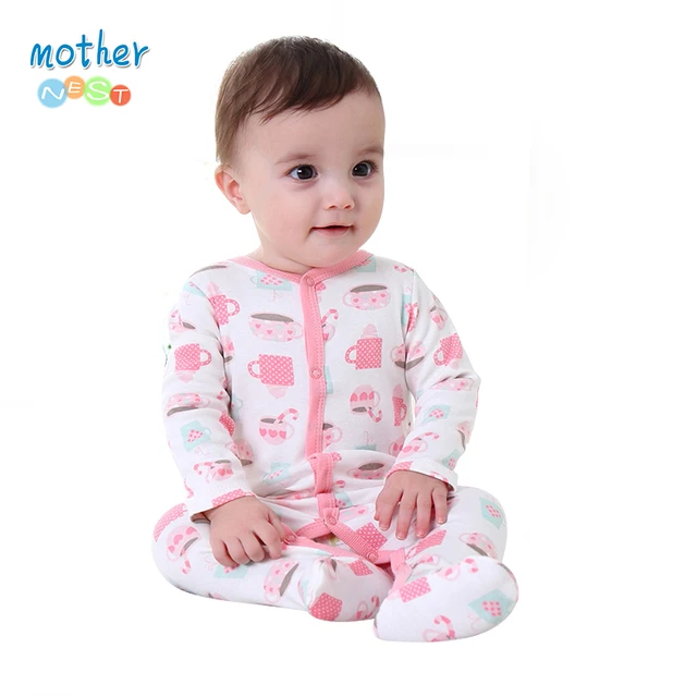 mother nest cute babies