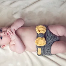 Хлопок Одежда для маленьких мальчиков Покрывало «Русалочка», ручная вязка желтый головные повязки с бантиком и с ромбовидным узором/шорты, комплект для новорожденных, для детей от 0 до 6 месяцев