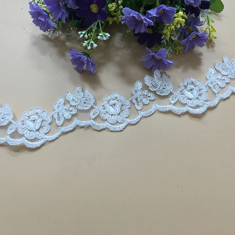 

Delicate 9Yards Fashion Popular Graceful Decorative Alencon Wedding Bridal Lace Trim DIY Lace Fabric Accessories Y05
