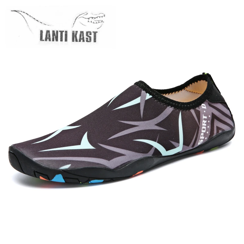 الصيف أحذية ماء الرجال النساء أكوا أحذية صنادل شاطئ المنبع سريعة الجافة البحر النعال الغوص بيرفوت السباحة أكوا الجوارب