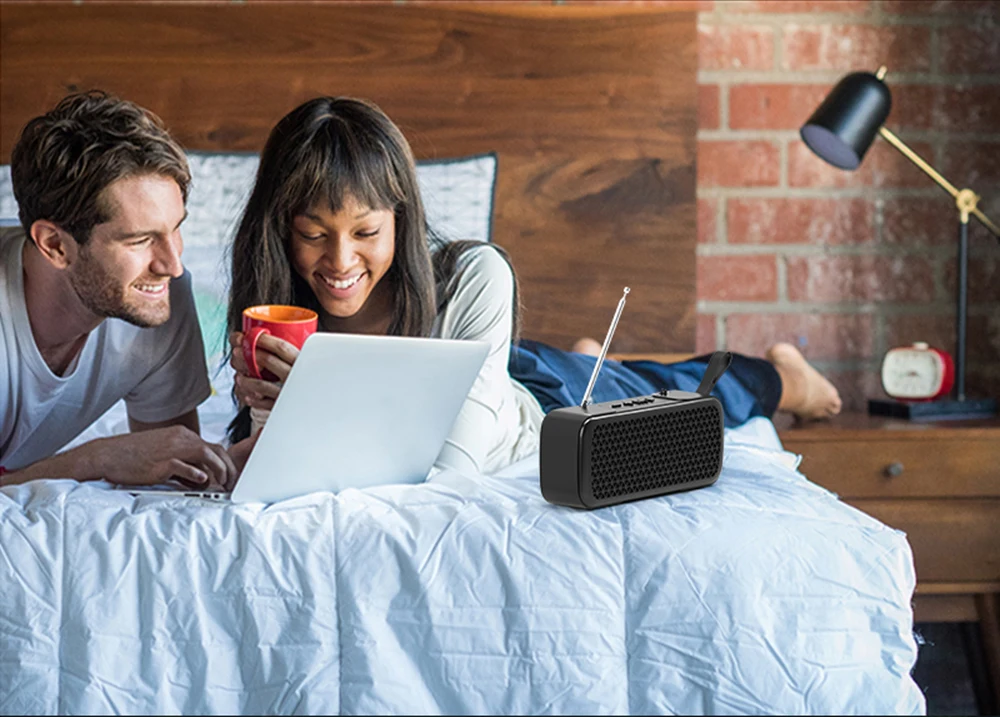 mini-portable-wireless-bluetooth-speaker_09