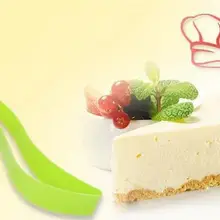 1 шт. Пластик торт Резка инструмент торт пирог Тесак Простыни руководство торт резак ломтик хлеба Пластик bakry Еда резак разные цвета