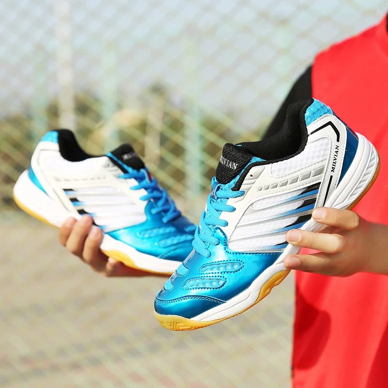 2019 New Style Badminton Shoes Men Women Sport Trainers Anti-Slippery Breathable Sport Shoes For Lovers Training tennis Sneakers