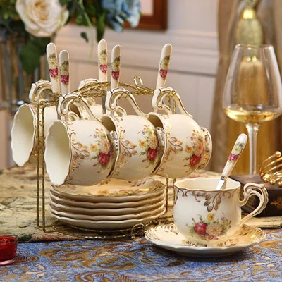Набор керамических кофейных чашек с золотым покрытием в европейском стиле, кофейные чашки, чайные чашки, керамическая кофейная чашка и блюдце, Бытовая Посуда для напитков - Цвет: B 6piece set
