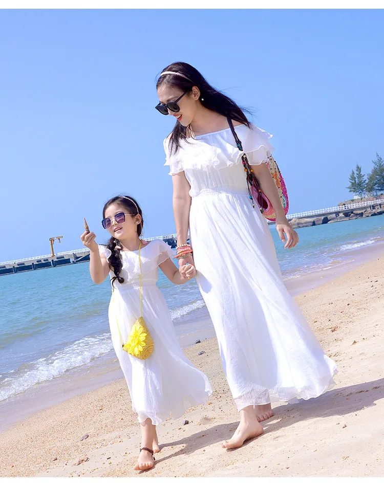 Новое летнее длинное платье для мамы и дочки белое пляжное платье из тюля для мамы и дочки, семейная одежда для мамы и дочки