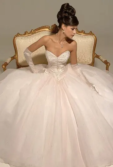 hollywood bridal wedding dress ball gown style sweetheart collar