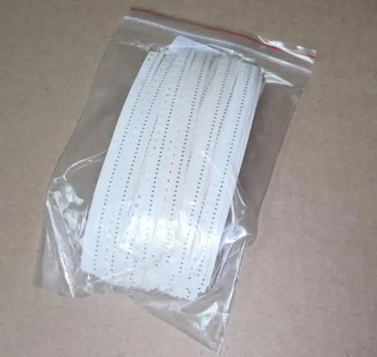 

0402 SMD Resistors 10R-910 5% ,80valuesX50pcs=4000pcs, 0402 SMD Resistors Assorted Kit