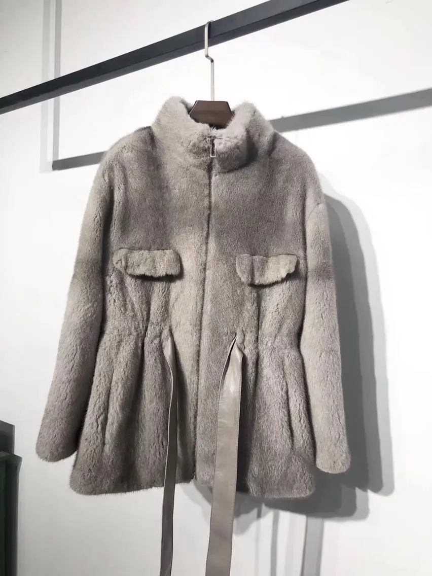 Женская шуба из натурального меха норки короткая верхняя одежда зима 2019|Шубы и