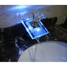 Бесплатная Доставка LED Изменение Цвета Стекла Водопад Носик Ванной Бассейна Кран Тщеславия Смесителя Chrome