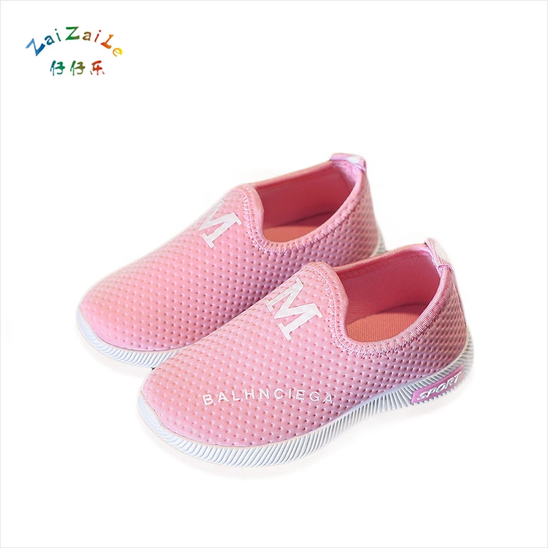 sapato de criança de 8 anos