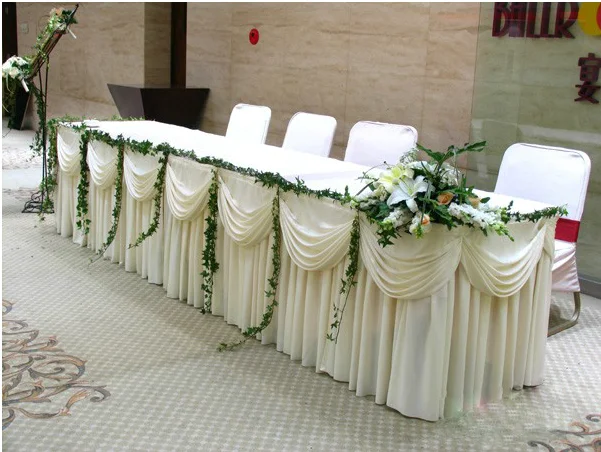 Customzied Size White Ice Silk Table Skirt with Swag Table Skirt for Wedding Decoration
