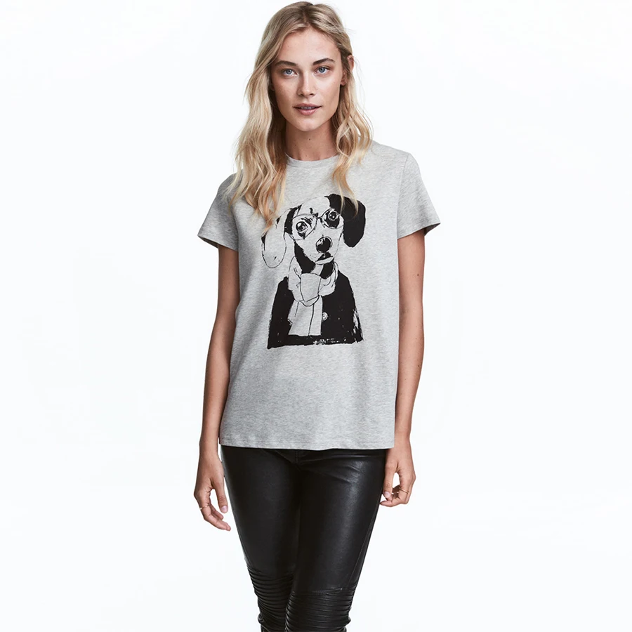 серая футболка с принтом. футболка серая женская с принтом. серая трендовая футболка. футболка нирвана женская оверсайз. серая футболка с принтом.