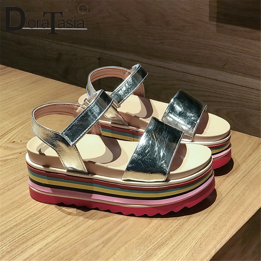 

DORATASIA 2019 Hot Sale Sweet Girl Rainbow Soles Platform Sandals Women 2019 Summer Fashion Silver High Beach Shoes Woman