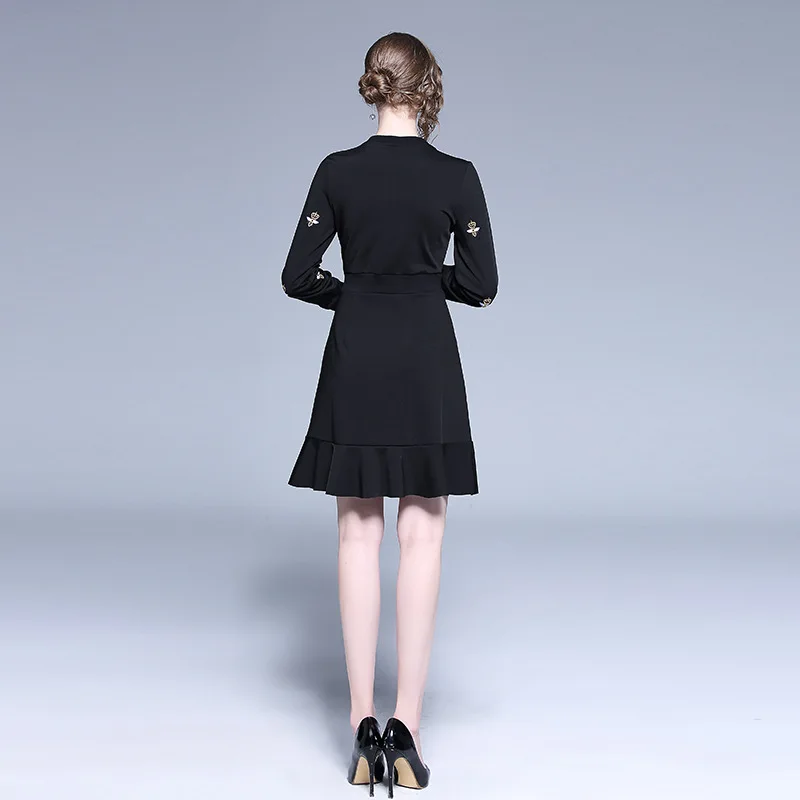 Весна с v образным вырезом красный сложенный вышитое платье Vestidos Invierno 2021 женские