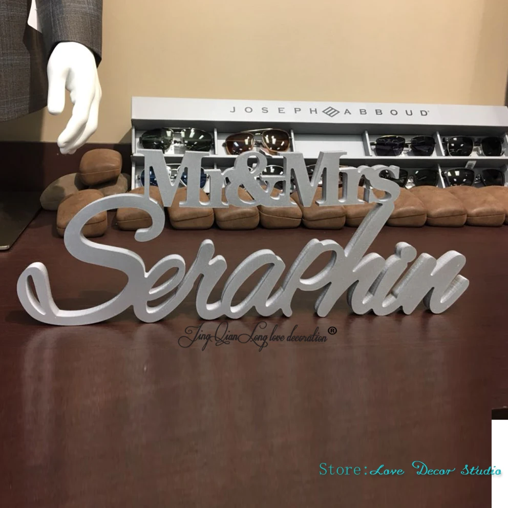 Custom whit gift letter Mr and Mrs LAST NAME, Wedding, Wedding Sign, Mr& Mrs Last Name Table Sign, Wedding Decor 6" tall