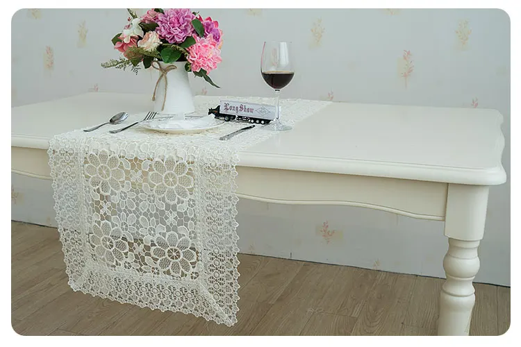 beige table runner (1)