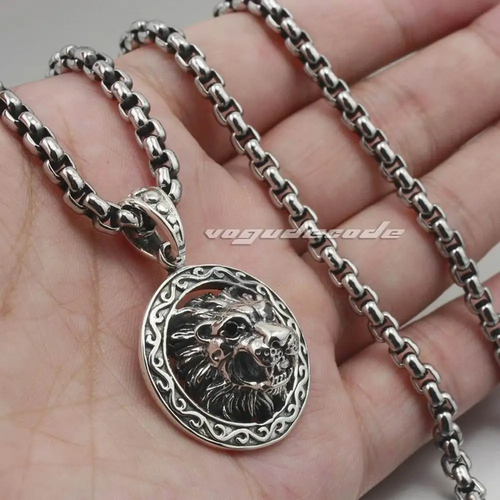 

Soild 925 Sterling Silver Guardian King Lion CZ Round Pendant 8B003