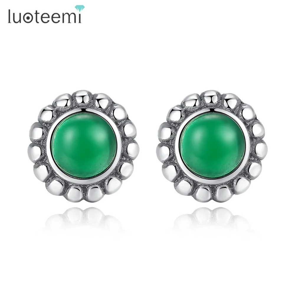 

LUOTEEMI Small Thai Silver Flower-shaped Stud Earrings for Women Girls Party Wedding Black and Green Vintage Female Jewelry Gift