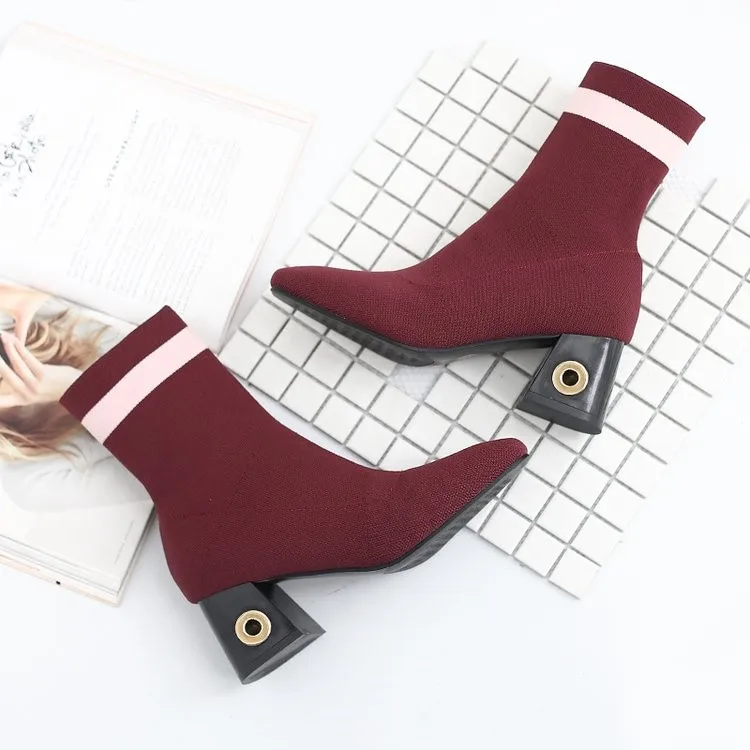 2018 new high-heeled ankle boots with a pair of ankle boots.