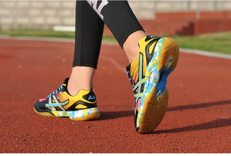 2019 New Sneakers Men Volleyball Shoes Unisex Light Sports Breathable Badminton Shoes Women Sneakers Wear-resistant (15)