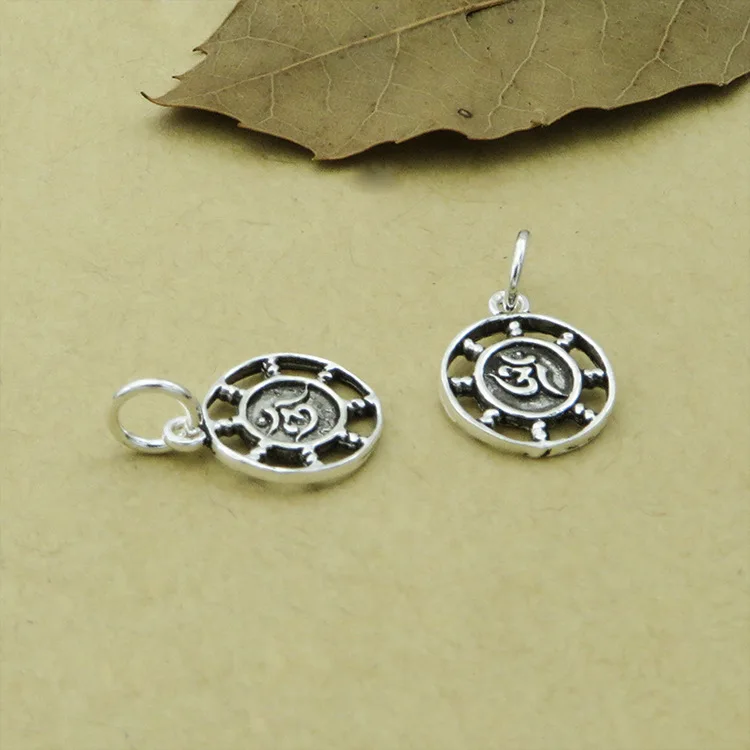 silver-charm0033B