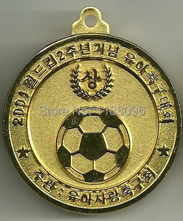 

Wholesale and retail Large Golden Sports Soccer Medallion Challenge Coin hl50225