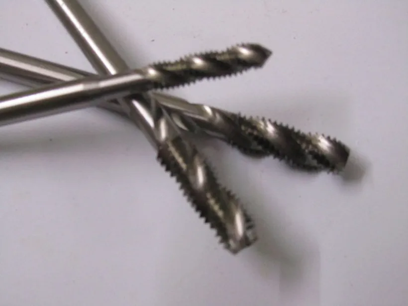 M3X0.5X90mm 5 шт./компл. HSS Длинная спиральная обработка крана: сталь