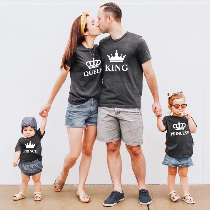 Camiseta A Juego De Padre Madre Hija Hijo Corona Ropa Familiar Atuendos Apariencia De Papa Mama Y Yo Vestido De Bebe Rey Reina Princesa Trajes Iguales De Familia Aliexpress